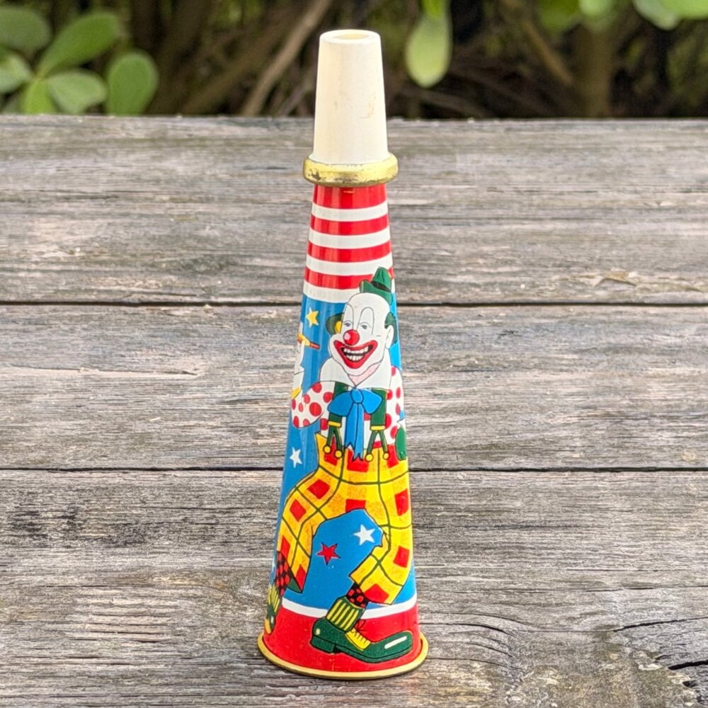 VINTAGE 1960's World Circus Tin Toy Noisemaker Horn  Clown Party Favor Japan